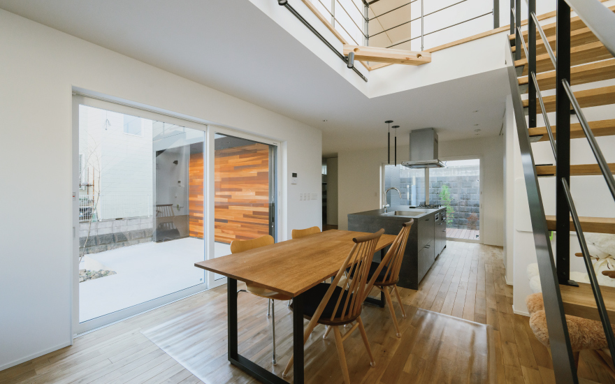 外を感じられる室内空間イメージ